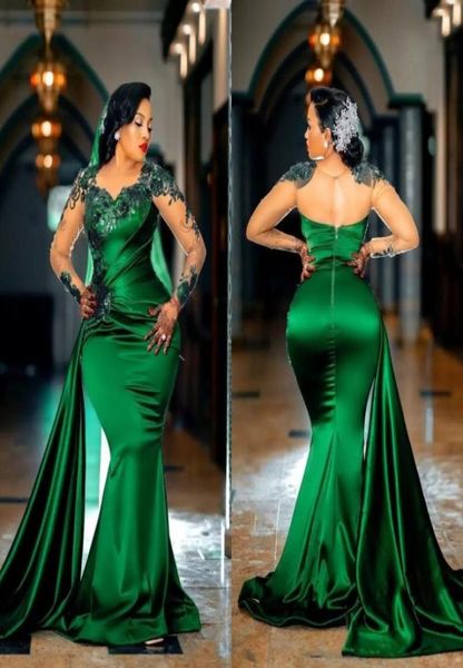 2023 Robes de bal de bal arabe aso ebi sirène vert foncé robes de soirée transparente appliques en dentelle à manches longues Jewel Neck Party Second Recep7189721