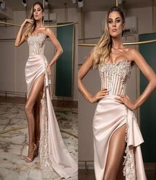2023 PROM -jurken Sexy Strapless High Side Split Evening Jurken Elegant Lace Appliques Women Speciale gelegenheid Dress Vestidos de FEA6253382