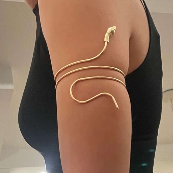 2023 punk enroulé en spirale Upper brassband brangle femmes bijoux Egypte tourbillonnant bracelet bracelet bracelet de manchette de bras de serpent de serpent