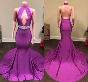 2023 Purple Mermaid Prom Dresses Halter Elastic Satin Plunging V Custom Made Crystals kralen Ruched Ruched avondfeestjurken Vestidos Formele ocn slijtage plus maat