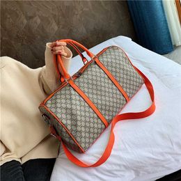 2023 Portemonnees Opruiming Outlet Online Verkoopontwerper Nieuwe mode Leisure Travel Boarding Single Schouder Messenger Business Mother Waterproof Bag Handtassen Outlet