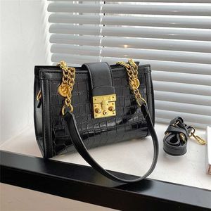 2023 Purses Clearance Outlet Online Sale Bags stone lock chain advanced sense Fourre-tout pour sac à bandoulière grande capacité pour femmes