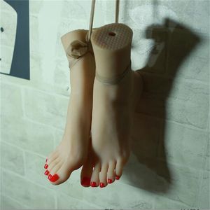 2023 Echte volwassen speelgoed mannelijke voet mannequin vaste silicagelen gaten schoen bloed vesse siliconen fotografie kousmodel teen botversie masturbatie e113