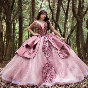 2023 Rose Gold Quinceanera -jurken Sparkly Ball Jurk Spaghetti -riemen Lovertjes Lace Lace Sequins Appliques Plus Size Zoet 16 Zipper Back Formele feest Prom avondjurken