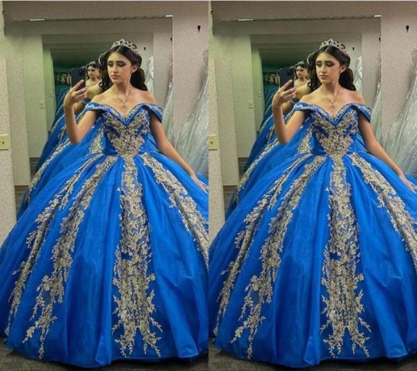 2023 Vestidos de quinceañera azul real y dorado con hombros descubiertos, apliques florales, perlas, vestido de princesa dulce 16, fiesta de graduación4945936