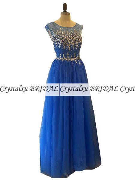 2023 Royal Blue Prom Dresses Sexy A Line Illusion Silver Crystal Beads Cap Sleeves Vestido de fiesta formal Hollow Back Tallas grandes Vestidos de noche Imagen real