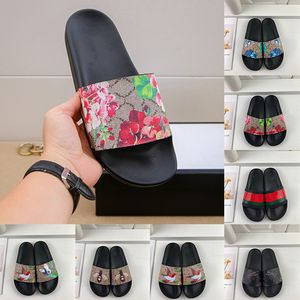 Zomerslippers voor heren Dames Modeontwerper Slippers Sliders Plat borduursel Bloem Bij Gestreepte platte schoenen Muiltjes Scuffs Luxe huis buitenstrand Schoenen Maat 36-48