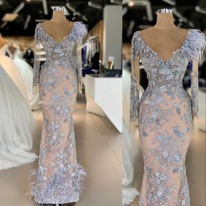 2023 Sexy Arabic Evening Dresses Wear for Women Silver Gray V Neck Mermaid Long Sleeves Lace Appliques Feather Crystal Beaded 3D Floral Formal Prom Dress Party Gowns
