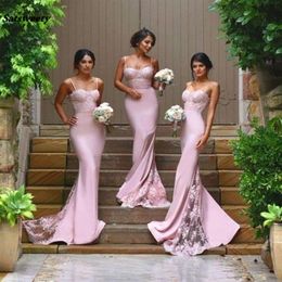 2023 Sexy Bruidsmeisjekleding Spaghetti Band Vestido De Festa De Casamento Sheer Lace Applique Blush Perzik Lange Bruidsmeisjesjurken323r