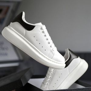 Diseñador Alexander M Dress Shoes Black Velvet Tail Triple White de gran tamaño zapatos