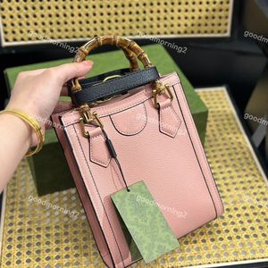 2023 Schoudertassen luxe ontwerpers handtassen bamboe tas designer tas eenvoudige praktische damestas crossbody tassen 7 kleuren