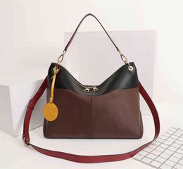 2023 Bolsos de hombro Bolso de cuero para mujer Paquete axilar Diseño Moda Messenger crossbody wallet Monedero de diseñador 1016