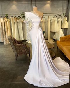 2023 Robes De Mariée Sirène Simples Satin Une Épaule Illusion Manches Longues Dentelle Appliques Robes De Mariée Plus La Taille Robe De Noiva Custom Made Balayage Train