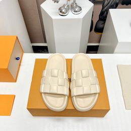 Zapatillas de verano para hombre y mujer, zapatos de playa antideslizantes y resistentes al desgaste, sandalias para parejas, novedad de 2023