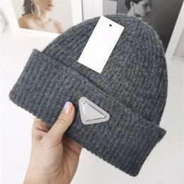 2023 Sneeuw Mutsen Vrouwen Mannen Winter Wollen Caps Met Gecontroleerde Gebreide Mode Skimuts Unisex Merk Skull Caps Warm ha