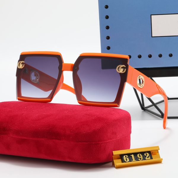 2023 Printemps nouvelles lunettes de soleil de créateur Lunettes de soleil carrées de luxe de haute qualité portent des lunettes de mode de célébrité en ligne confortables modèle 7 couleurs