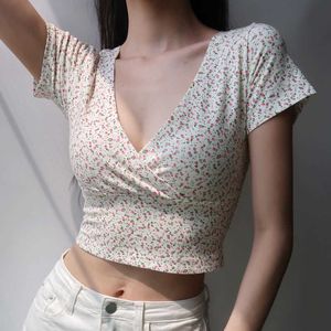 T-shirt à fleurs Style BM, col en v croisé, taille ajustée, amincissant, nombril court exposé, haut sexy, tendance, printemps/été 2023