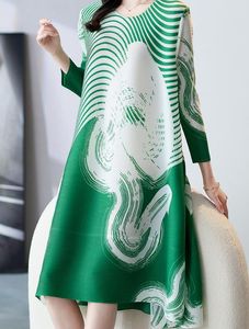 Robe plissée imprimée ISSEY, ample, col rond, grande robe, nouvelle collection printemps/été 2023