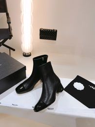 2023 SSSS -ontwerper Zwart -witte martin -laarzen Enkle Boots Echte lederen middenlaarzen Vat omhoog enkellaarzen Meerdere stijlen om te kiezen Patent LeTHe laarzen C