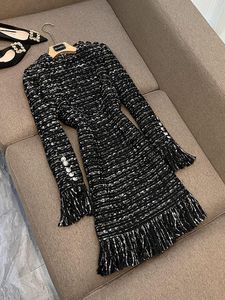 2023 verano negro Tweed brillo borla vestido de manga larga cuello redondo hasta la rodilla botones vestidos casuales D3A09