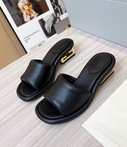 2023 été marque mode femmes sandales pantoufles chaussures Baguette large bande en cuir Nappa diapositives talons sculpturaux dame glisser appartements élégant marche pantoufle EU36-43