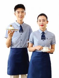 2023 Restauration d'été Serveur à manches courtes Chemise bleue + Avril 2pcs Hôtel Logo personnalisé Uniforme Dert Shop Waitr Workwear Q9de #