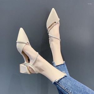 2023 Été pour sandales Chaussures noires Femmes Boucle peu profonde Les talons à lacets entièrement appariés Poigure Fermé Fashion 923