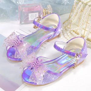 2023 Summer Girls Princess Shoes Fashion Bow Childrens Sandales Flat Bottom Sole Sole bébé enfants 240506