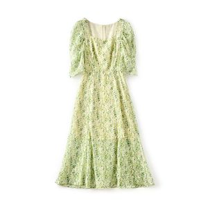 2023 été GreenFloral Print Dress manches courtes col carré genou longueur robes décontractées W3L049201