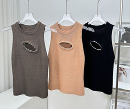 2023 Zomer Nieuwe Stijl Mode Vrouwen T-shirt Designer Vrouwen Tanks Camis Slim Fit Sexy Off Schouder Mouwloze top Shirts