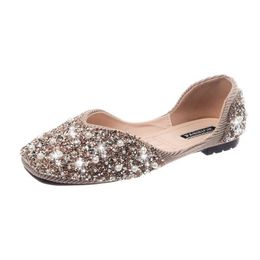 2023 Summer Slippers Dames Nieuwe diamant All Fashion Mooie persoonlijkheid Flat Heel Soft Sole Single Shoes Outdoor Comfortabel Casual