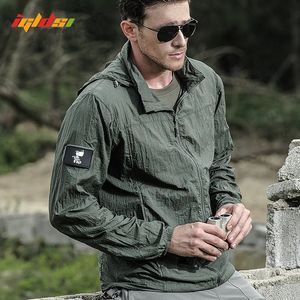 Chaqueta táctica de piel impermeable de secado rápido para hombre, impermeable con capucha, cortavientos fino, protector solar, militar, verano 2023, 240115