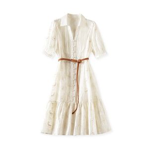 2023 été blanc couleur unie broderie robe à manches courtes revers cou genou longueur robes décontractées W3L040212