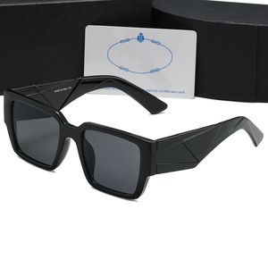 2023 Gafas de sol Moda Pequeño rectángulo Bb Logo Mujeres Hombres Negro Blanco 122 Diseño de marca Señoras Flacas Compras al aire libre Sombra Retro con caja