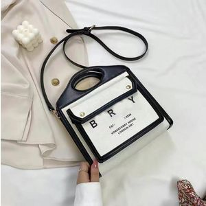 2023 Super Hot-selling vrouwelijke tas Super Premium handtas Cosmetische opbergtas Schoudertas Onderarmtas Borsttas Messenger Bag mini mini Prachtige tas