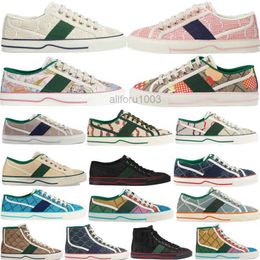 2023 Tennis 1977 Chaussures de sport décontractées GucciTrainers Hommes Femmes Chaussures de toile haute Lettres de tennis Motif entrelacé Imprimé Luxe Jacquard Baskets plates