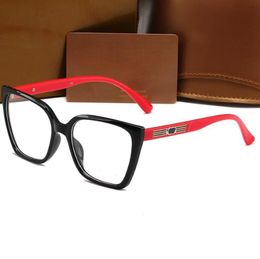 2023 Les nouvelles lunettes de soleil Outdoor Deluxe Classic 5512 conviennent aux hommes et aux femmes avec des lunettes de soleil élégantes et raffinées