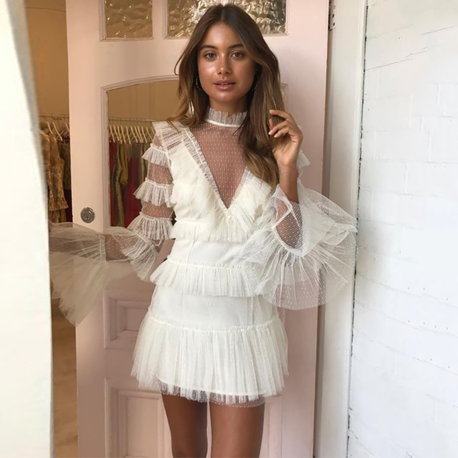 2023 Tiered Tulle Long Sleeve Graduation Dresses High Neck Short Prom Gowns White/Ivory Cocktail Homecoming Dress Anpassa