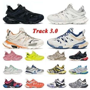 2023 Top Brand Track Casual Shoes Platform 17FW Sneakers Vintage Triple White Beige Tracks Runners 3 3.0 Tess.S.Dhgate Luxury Trainers 36-45