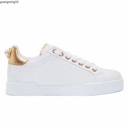 2023 Top Hommes Femmes Casual Chaussures Designer Bas Cloutés Spikes Mode Insider Baskets Noir Rouge Blanc En Cuir Chaussures Basses taille 35-45 MKJI56451