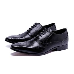 2023 Top qualité hommes élégants chaussures habillées en cuir véritable noir à lacets hommes chaussures de mariage richelieu chaussures mâle