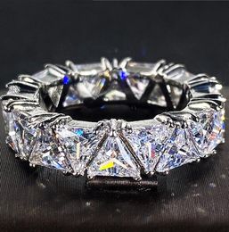 2023 Top Vente Anneaux De Mariage De Luxe Bijoux En Argent Sterling 925 Triangle Coupe 5A Zircon Cubique CZ Diamant Pierres Précieuses Partie À La Main Femmes Bague De Fiançailles Bague Cadeau