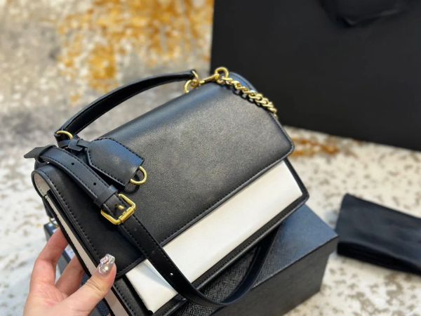 2023 Totes Nuevo 5A Bolso de diseñador Bolsos de mujer Bolsos Bolsos de hombro Bolso de mano Piel de becerro Rayas diagonales clásicas Cadenas acolchadas Doble solapa Mediano Cro