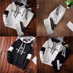 2023 Tracksuits Casual sweatshirt setshirt set Hoodies tracksuit van Hoodies Tracksuit 2 PCS Outfits Jogger mannelijke pullover Spring Streetwear