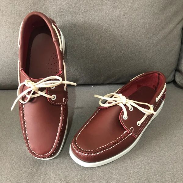 2023 Chaussures de bateau tendance pour hommes Flats de bonne qualité Man Casual Fashion Walking Driver Footwear Red White Leather Shoe 240102