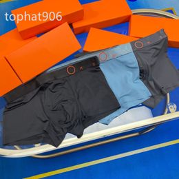 2023 Slip Hommes Sous-Vêtements Designer Sous-Vêtements Courts Boxer Ice Soie Été Ultra Mince Section Populaire Lâche Boxer Shorts Q1