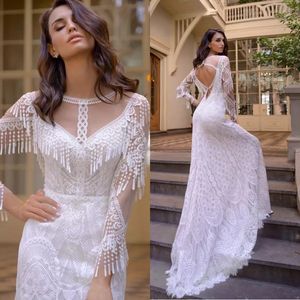 2023 Unieke Bohemia Tassel Lace Mermaid Wedding Jurken Chic Long Sleeve Backless Boho Country Bridal Jurys