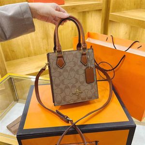 2023 Verticale Mini Music Score Premium Travel Shopping Enkele schouder Crossbody Kleine draagtas Praktische telefoontas Fabriek online 70% verkoop