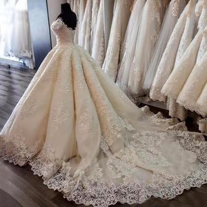 2023 Vintage baljurk trouwjurken Dubai Arabia Lace Appliques Off Shoulder Plus Maat Bruidsfeestjurken Robe de Huwelijk Corset Back