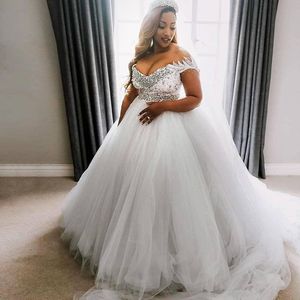 2023 Vintage Robe De Bal Robes De Mariée Hors Épaule Dubaï Arabie Dentelle Cristal Peals Manches Courtes Plus La Taille Tulle Robes De Soirée De Mariée Robe De Mariage Etage Longueur